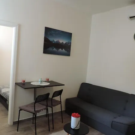 Carla Apartment *